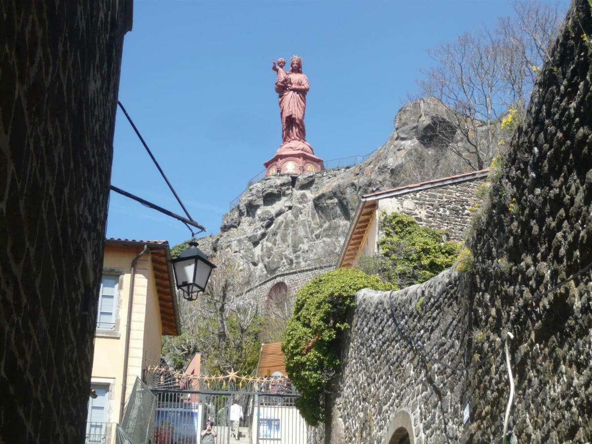 Ferienwohnung Le Petit Seguret Le Puy-en-Velay Exterior foto